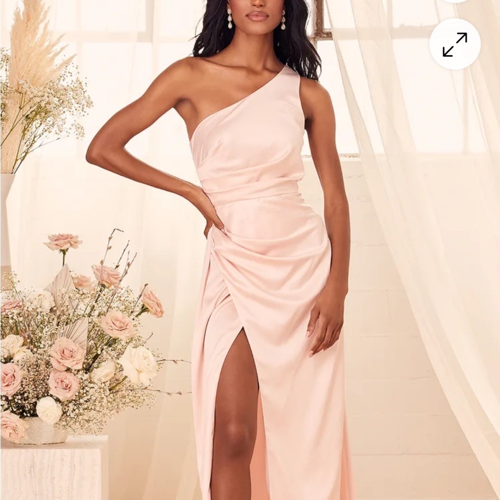 Dreaming of Elegance Blush Pink Satin One- Shoulder Maxi Dress

Lulus